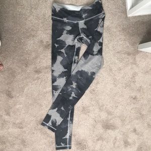 Long, gray tie dye workout spandex